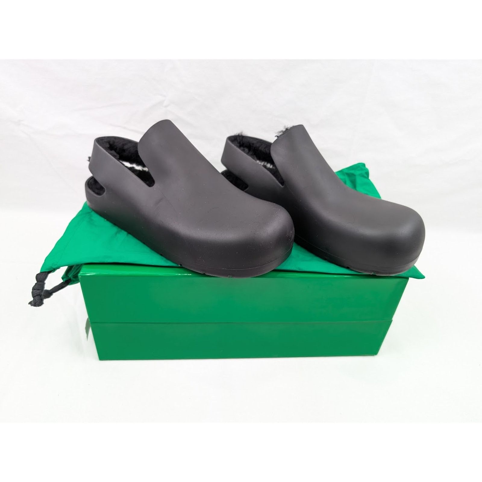 Bottega Veneta o1rshd1 Q:3/dup/ Rubber Sole shearling Puddle Sandal Black Size US 13 / EU 46 - 19 Thumbnail