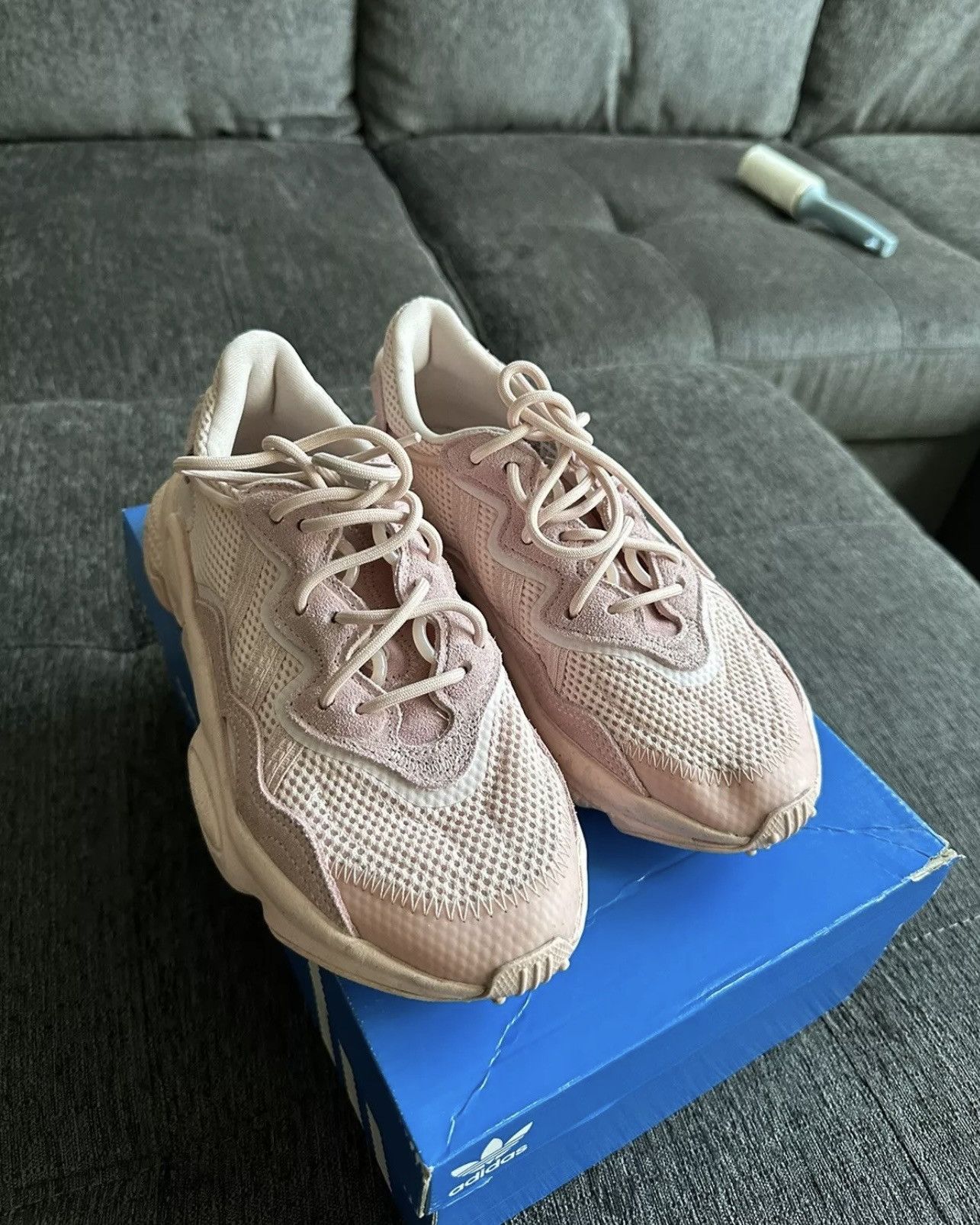 adidas women OZWEEGO Shoes Size 6women