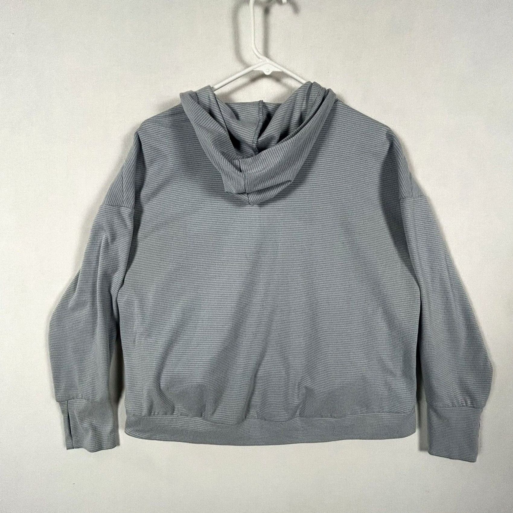 Reebok RBX Renew Hoodie Sweatshirt Womens Medium Cropped Pullover Hooded Pockets Logo Blue Sweatshirt Activewear Casual Travel Size M / US 6-8 / IT 42-44 - 6 Thumbnail