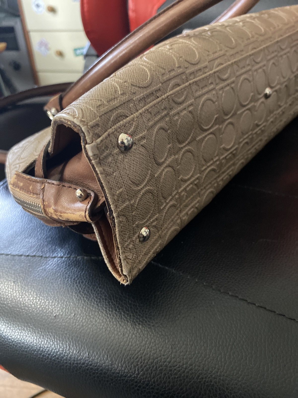 Salvatore Ferragamo Salvatore Ferragamo Beige Brown Gancini Embossed Leather zip Size ONE SIZE - 6 Thumbnail
