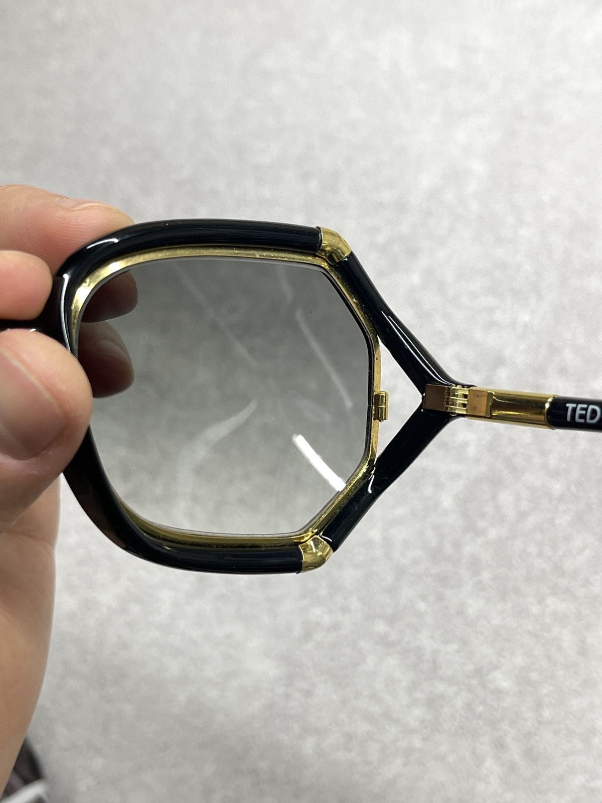 TED LAPIDUS Ted Lapidus Paris 1970 Black Gold Sunglasses Tom Ford Style Size ONE SIZE - 10 Thumbnail