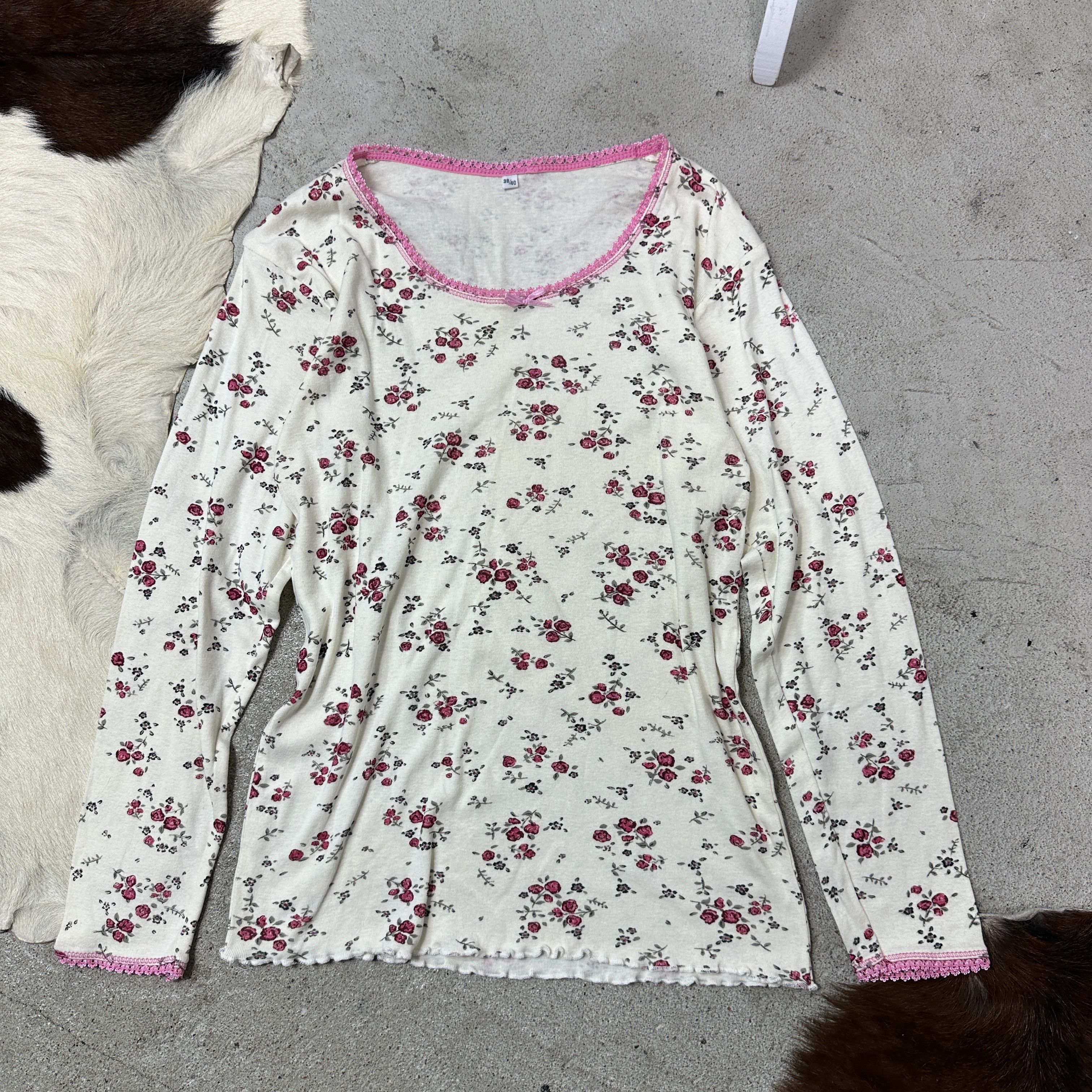 Vintage Vintage Printed Roses Coquette Longsleeve Y2K Size M / US 6-8 / IT 42-44 - 2 Thumbnail