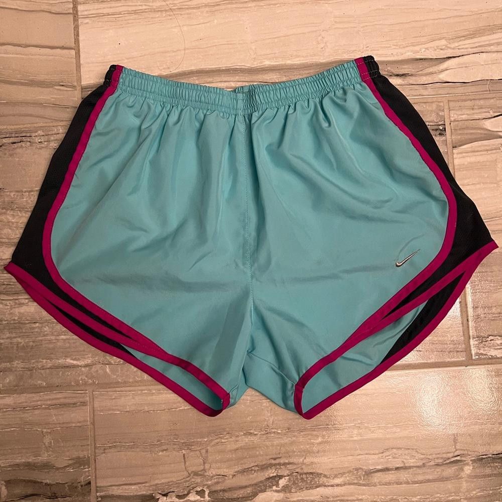 Nike Nike Dri Fit shorts sz medium Size 32" / US 10 / IT 46 - 1 Thumbnail