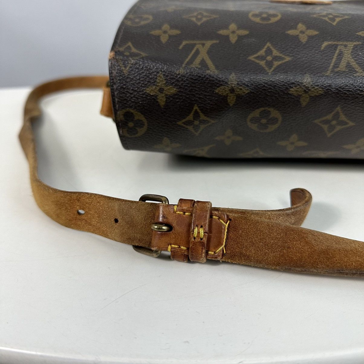 Louis Vuitton authentic COA LegitApp LOUIS VUITTON Cartouchière VNG 70s Size ONE SIZE - 14 Thumbnail