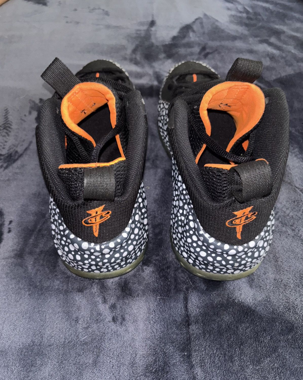 Nike Nike Foamposite Prm Safari Size US 10.5 / EU 43-44 - 3 Thumbnail