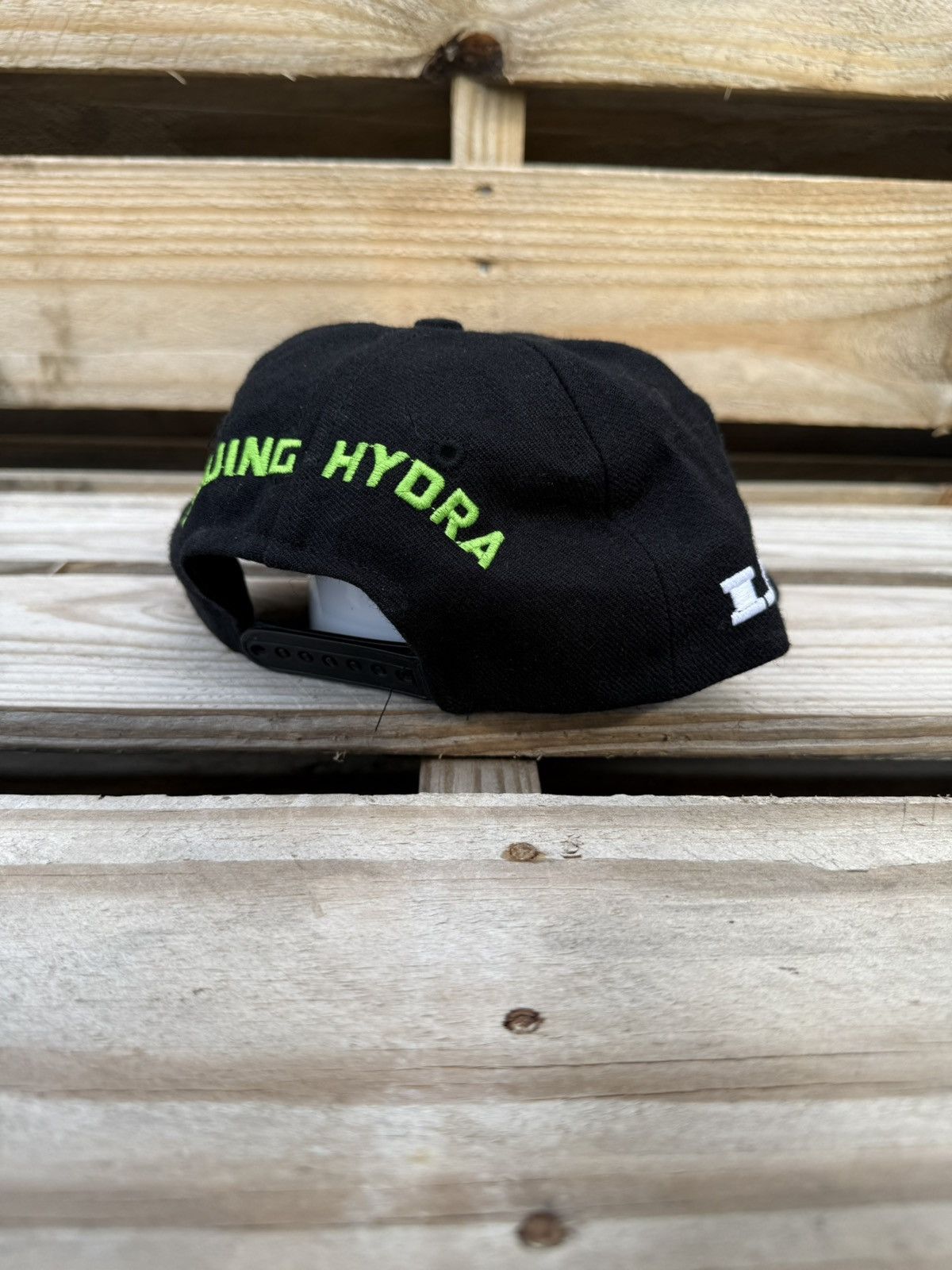 Vintage Vintage Beijing Hydra Baseball SnapBack Hat Size ONE SIZE - 3 Thumbnail