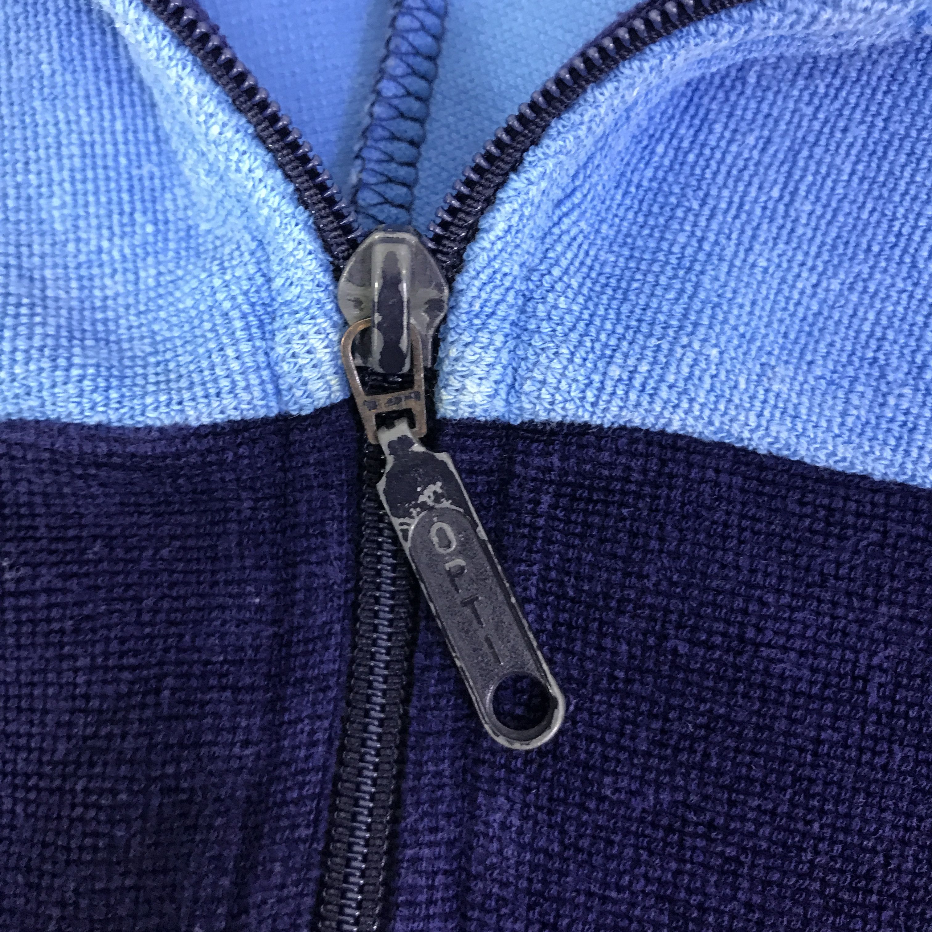 Japanese Brand 90S BUNDESWEHR SWEATER ZIP JACKET K98B19 Size US L / EU 52-54 / 3 - 12 Thumbnail