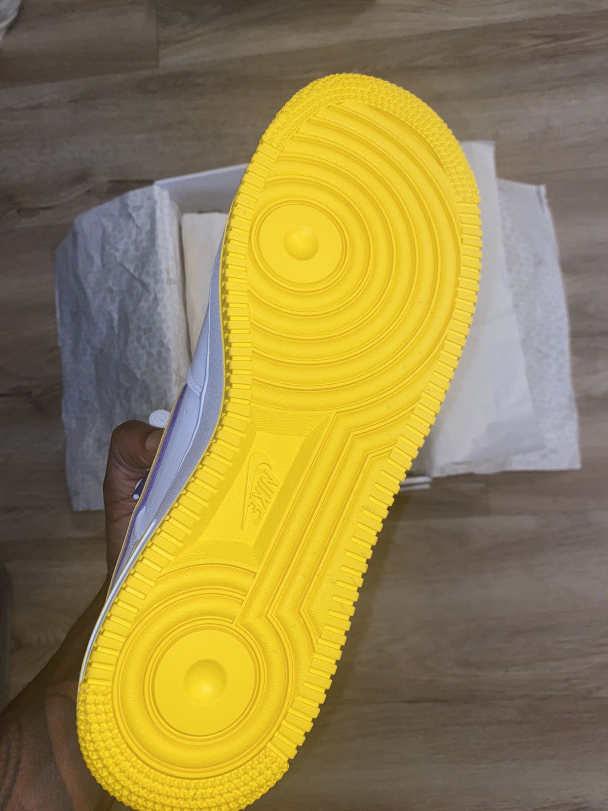 Nike Nike Air Force 1 Low Retro Qs “Kobe Bryant Lakers Home” Size US 9.5 / EU 42-43 - 9 Thumbnail
