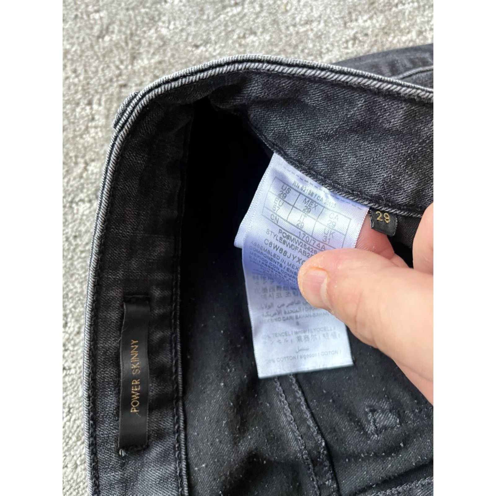Guess Guess Jeans Power Skinny Women 29 Black Denim Low Rise Casual Distressed Jeans Cowboy Logo Modern Classic 29 in Womens Size 29" - 5 Thumbnail
