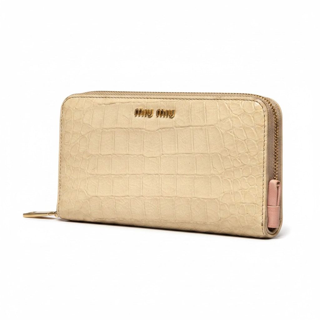 Miu Miu Miu Miu Leather Cream Crocodile Embossed Clutch Wallet $995 Size ONE SIZE - 1 Thumbnail