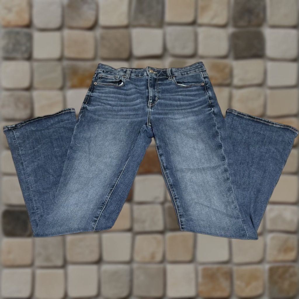American Eagle Outfitters VINTAGE? No. American Eagle Jeans Womens 10 Regular High-Rise Skinny Kick Blue Denim 5-Pocket Stretch Reg 29x31 Womens Jeans Size 32" / US 10 / IT 46 - 1 Thumbnail