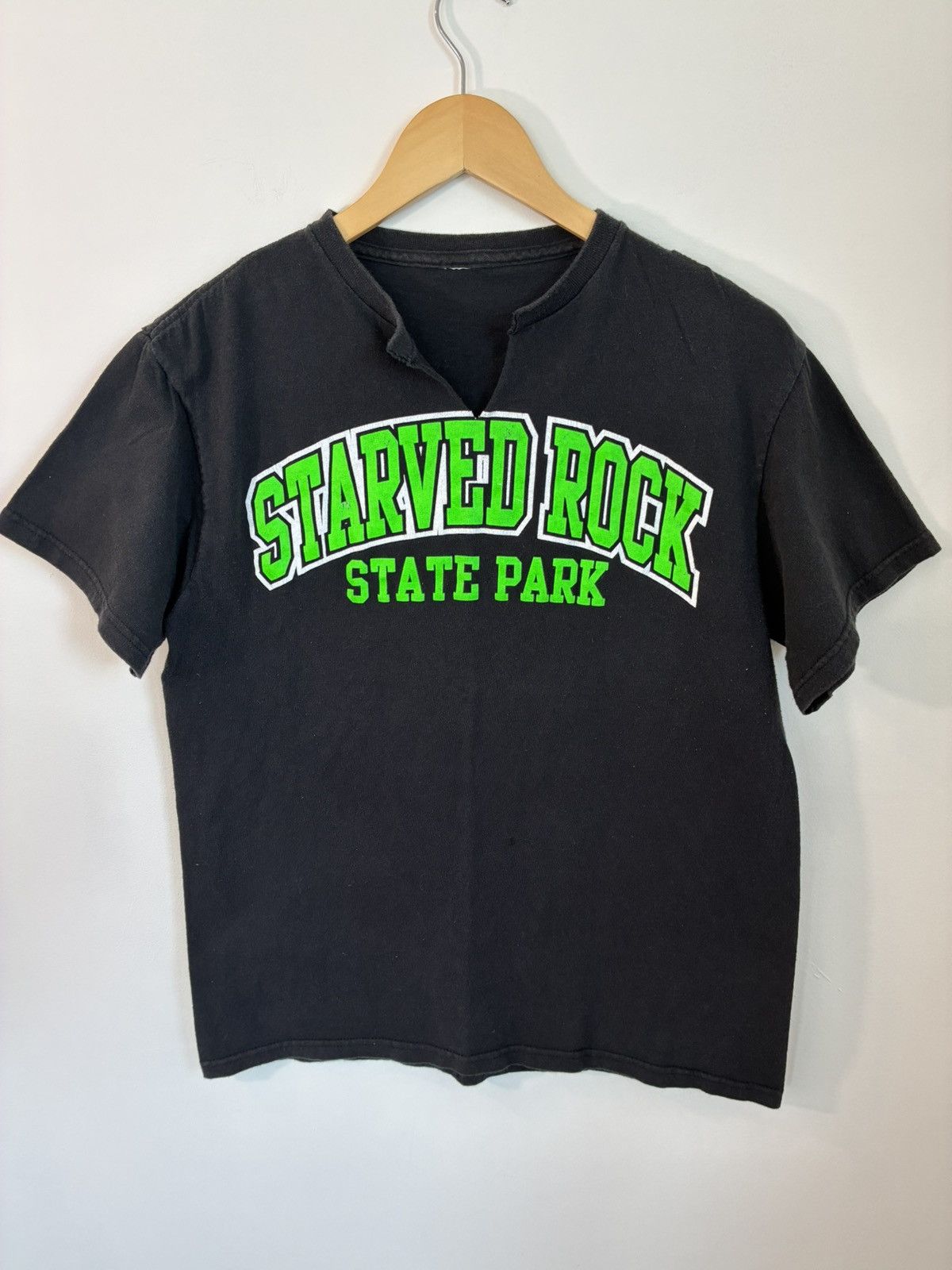 Vintage Starved Rock State Park Thrashed Faded Tee Size US L / EU 52-54 / 3 - 1 Thumbnail