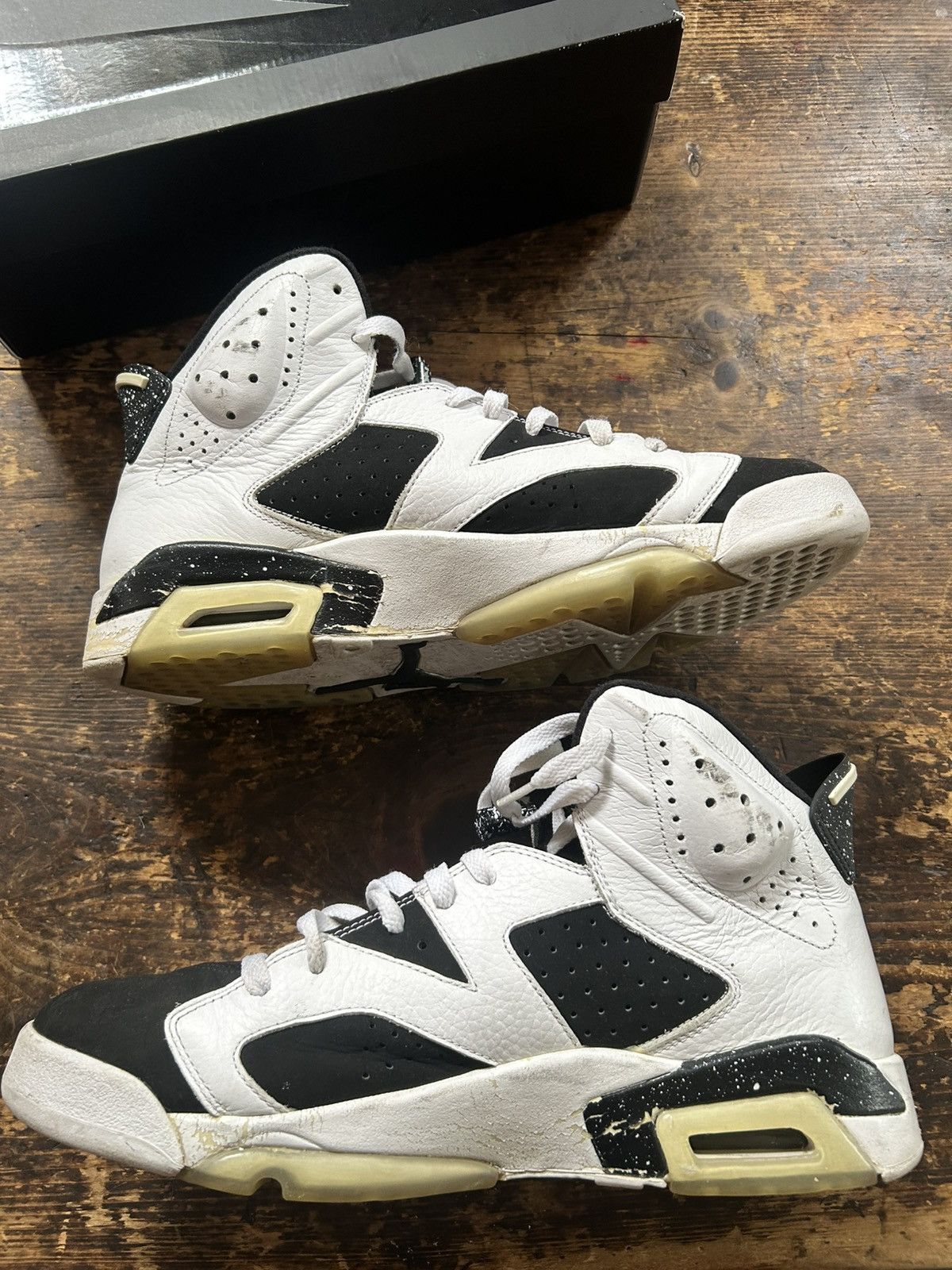 Jordan Brand Jordan 6 retro oreo Size US 12 / EU 45 - 3 Thumbnail