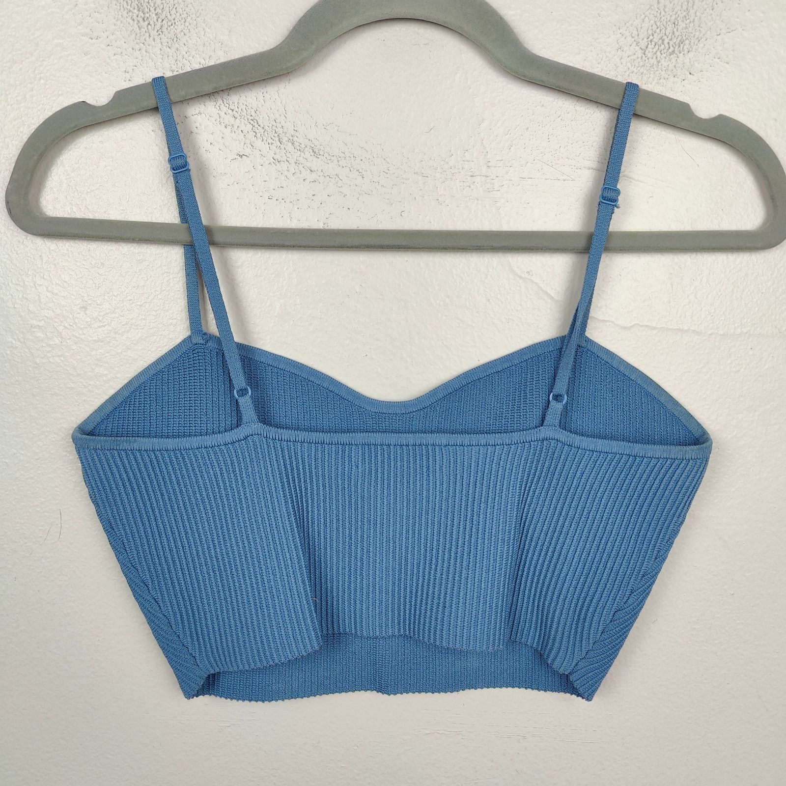 Aritzia Aritzia Babaton Sculpt Knit Cami Cropped Tank Top Medium Size M / US 6-8 / IT 42-44 - 3 Thumbnail