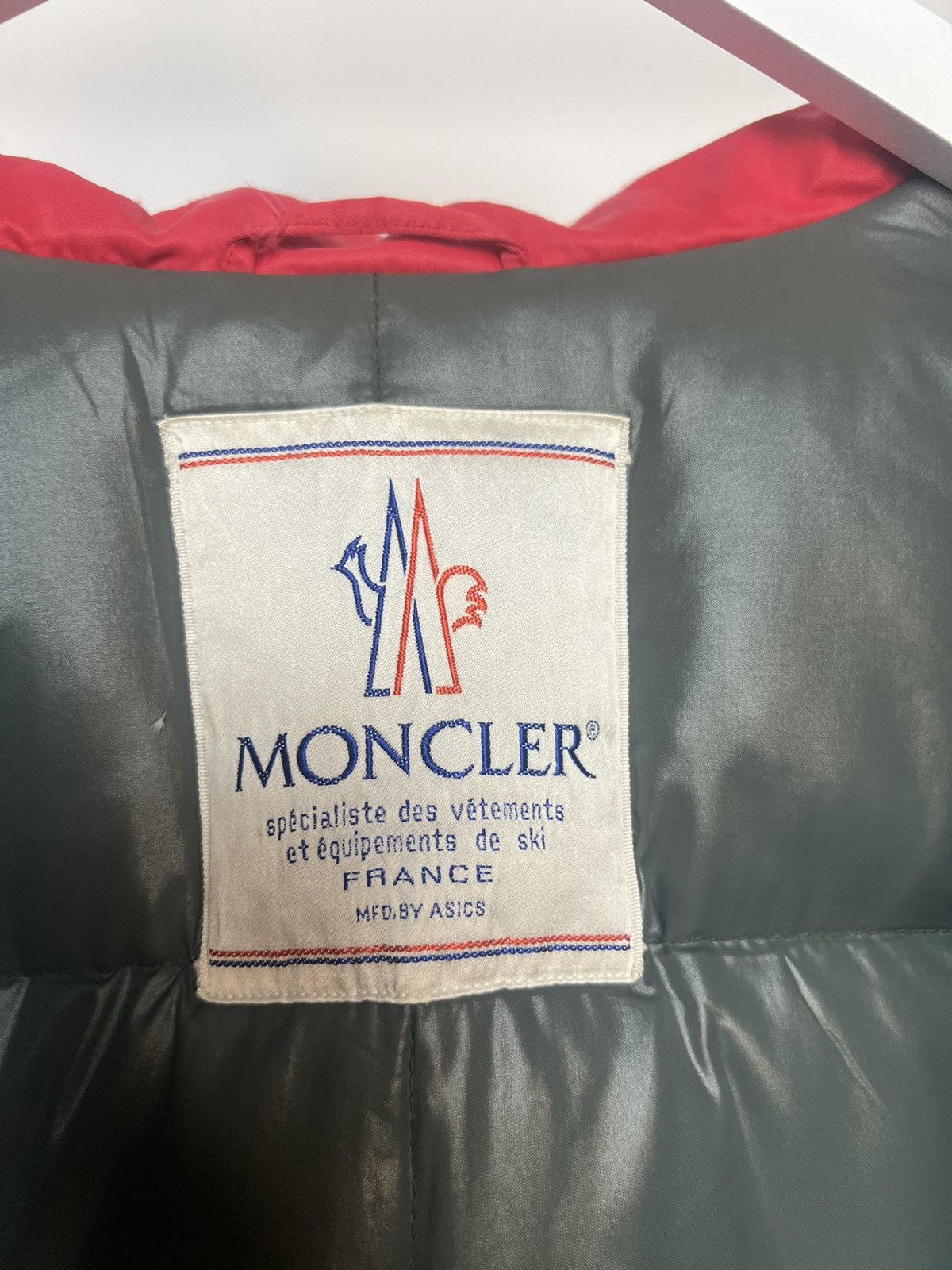 Moncler Vintage Moncler Red Puffer Down Jacket Size US M / EU 48-50 / 2 - 5 Thumbnail