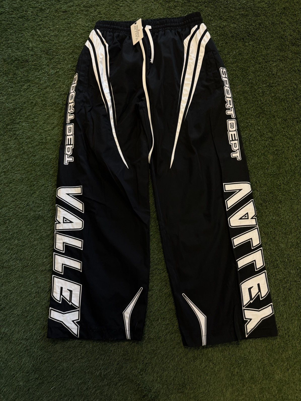 Vale Valley Track Suit Black Pants Size (M) Brand New Size US 32 / EU 48 - 3 Thumbnail
