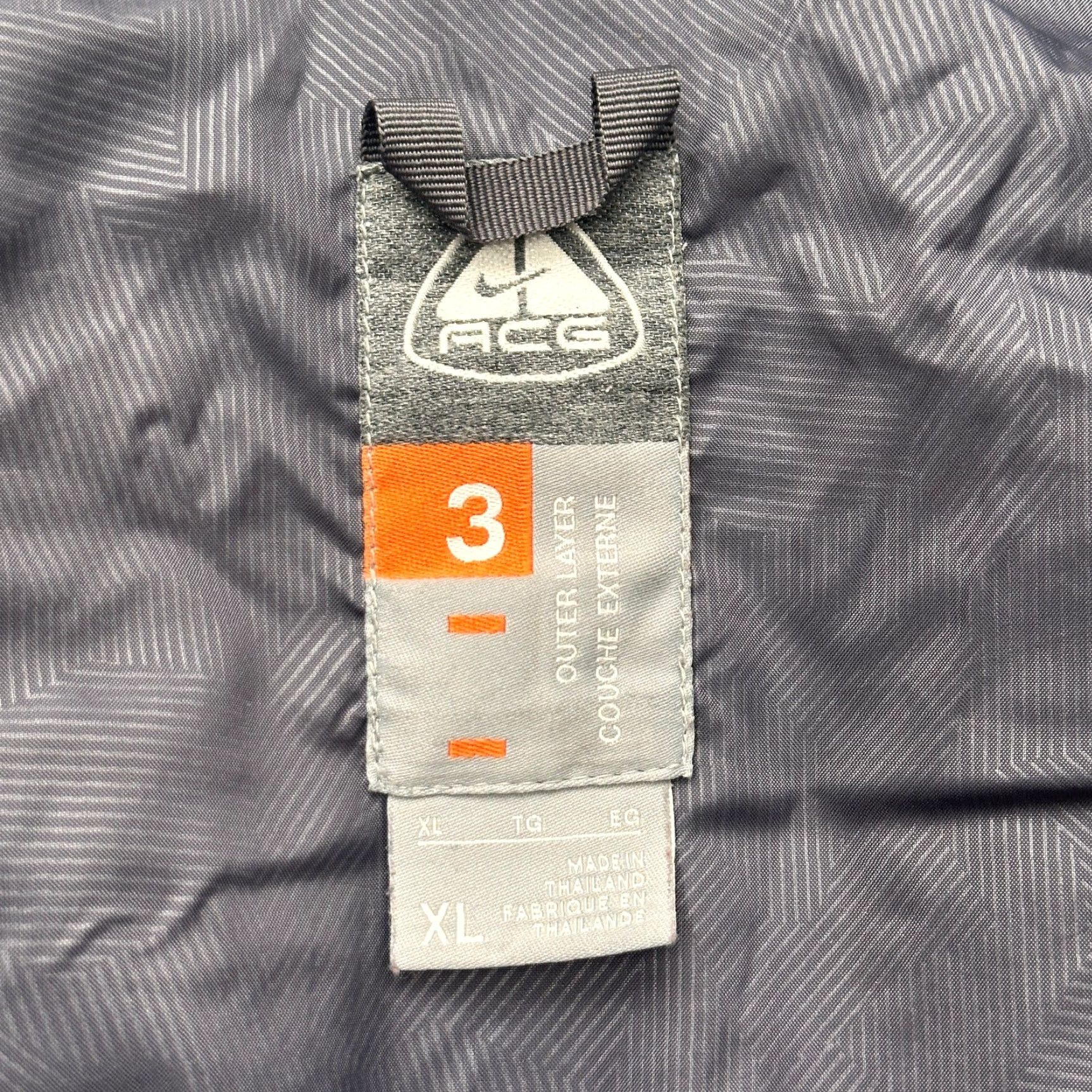 Nike VINTAGE Nike ACG Gore-Tex Waterproof Hooded Jacket Mens XL Full Zip Gray FLAWS Size US XL / EU 56 / 4 - 3 Thumbnail