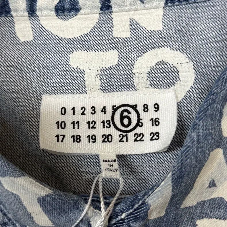 Maison Margiela Maison Margiela Printed washed denim long-sleeved shirt Size US M / EU 48-50 / 2 - 6 Thumbnail