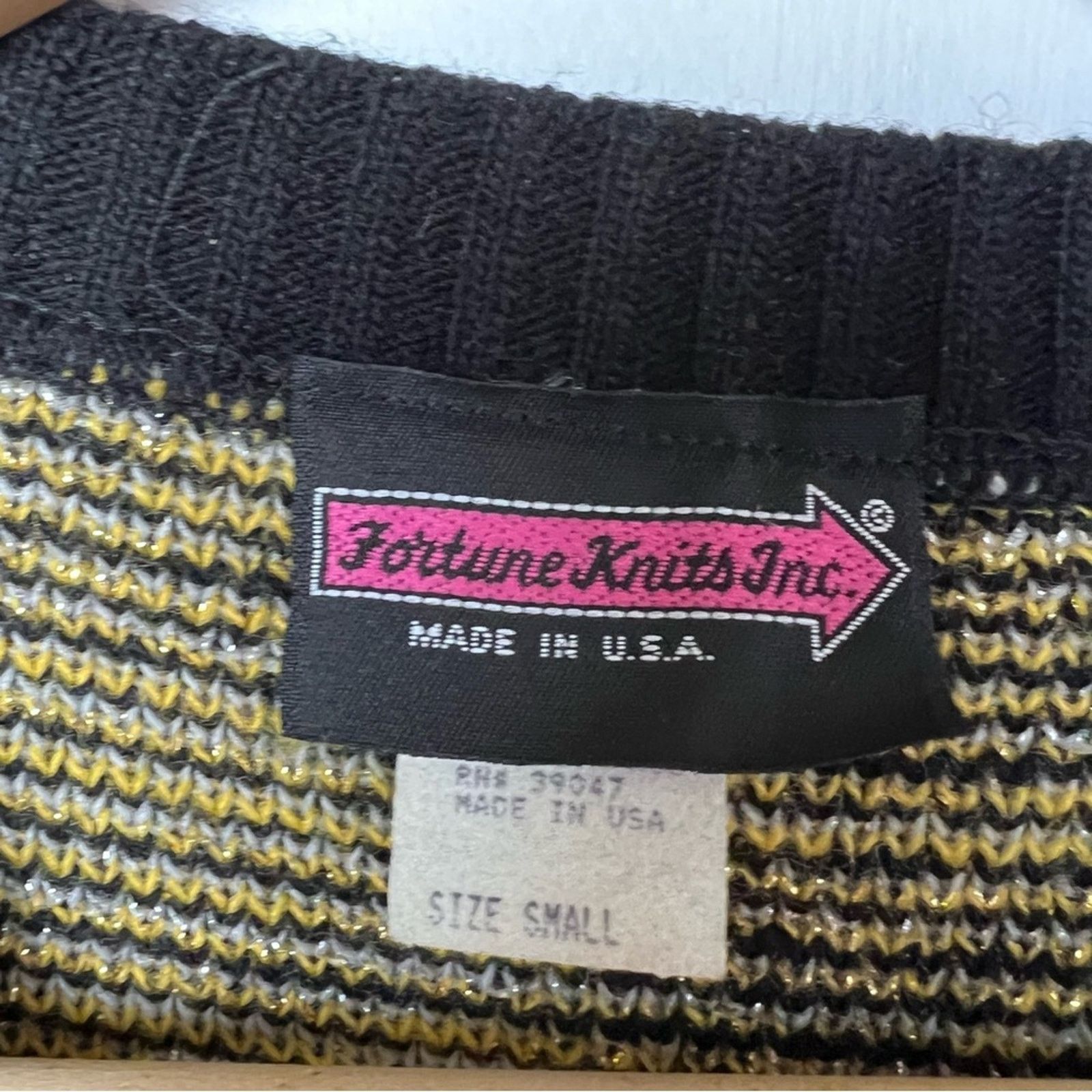 Vintage Vintage 90s Black Yellow Pullover Oversized Sweater Women S Size S / US 4 / IT 40 - 6 Thumbnail