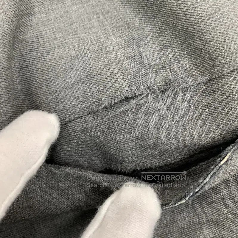 Thom Browne Thom Browne Men's Casual Wool Pants in Dark Gray . Size US 30 / EU 46 - 8 Thumbnail