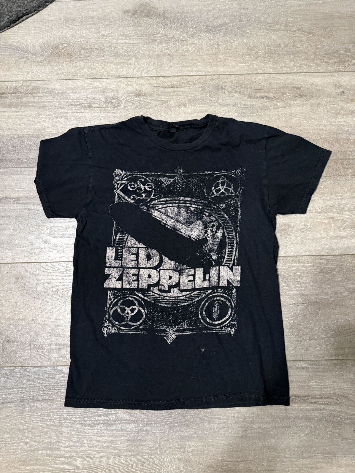 Led Zeppelin Vintage Band Tee Size M / US 6-8 / IT 42-44 - 1 Thumbnail