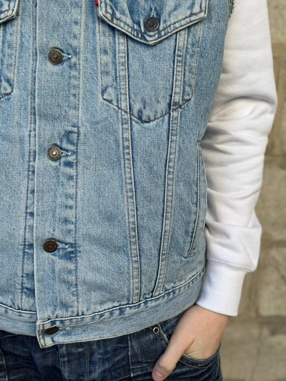 Levi's Vintage Clothing VTG 90s Levi’s Denim Vest Y2K Size L 00s USA Hype Trend USA Size US L / EU 52-54 / 3 - 8 Thumbnail