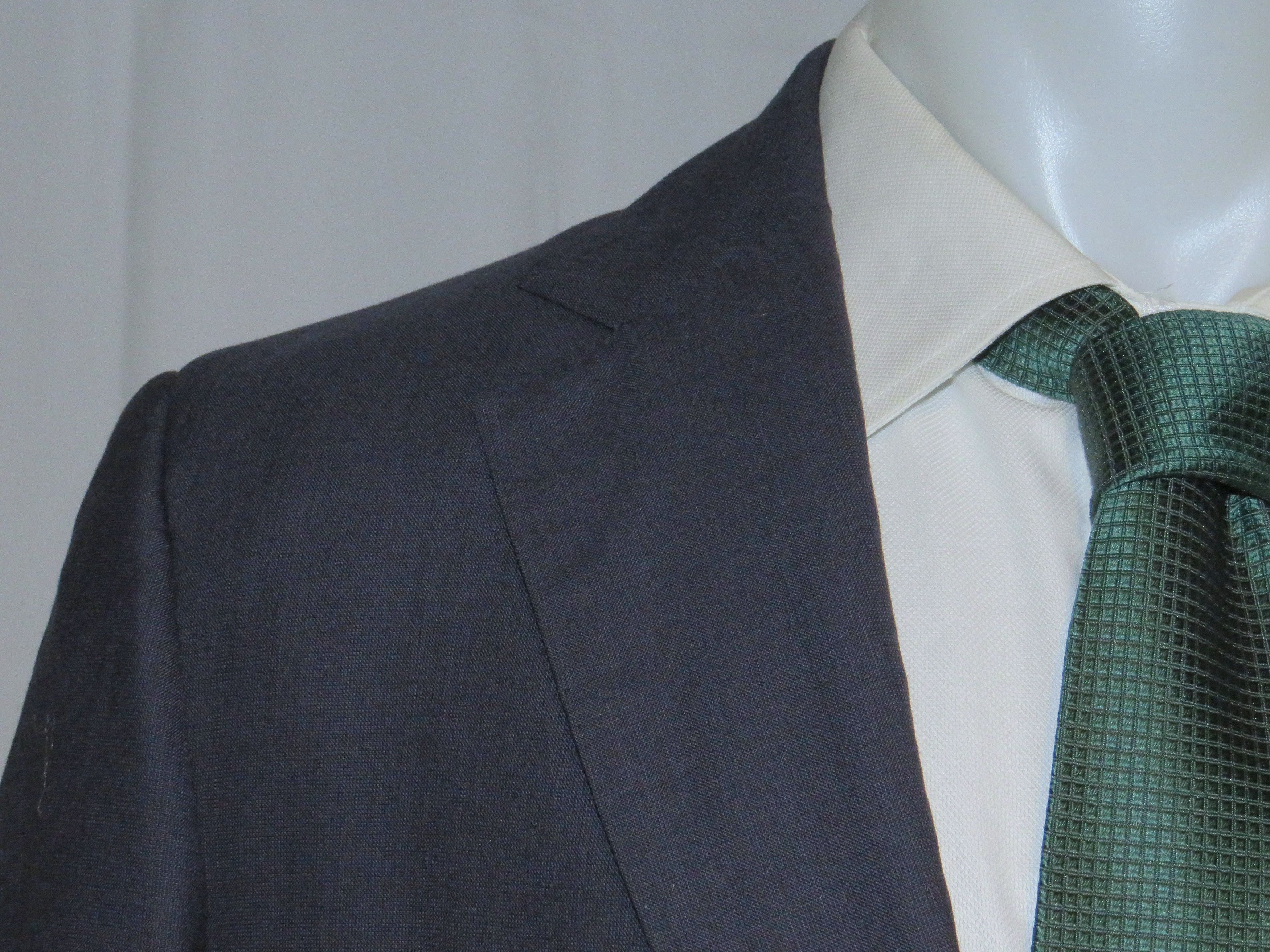 Henry Poole Bespoke Savile Row Silk Blend Blue Tic Two Button Suit 38S Size 38S - 7 Thumbnail
