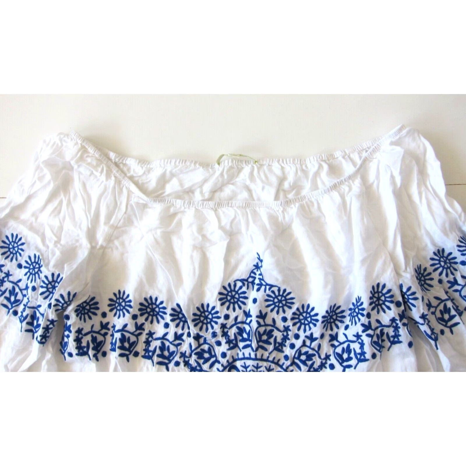 Vintage Gianni Bini Blouse Shirt Off Shoulder 100% Rayon White Blue Embroidered Peasant M Womens Size M / US 6-8 / IT 42-44 - 6 Thumbnail