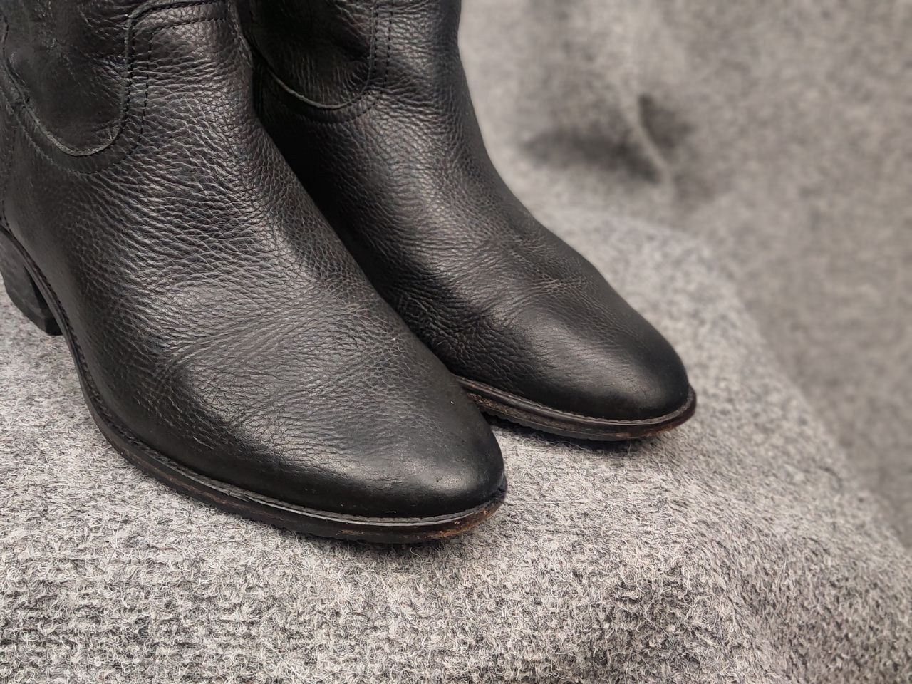 Zadig & Voltaire Zadig & Voltaire Design Zipper leather ankle women Boots Size US 11 / IT 41 - 17 Thumbnail