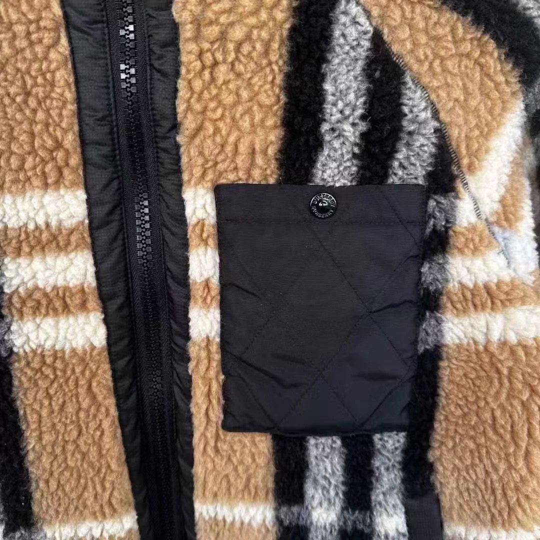 Burberry Burberry color blocked teddy jacket US6 Size M / US 6-8 / IT 42-44 - 3 Thumbnail