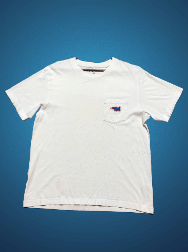 Uniqlo Vintage Uniqlo Y2K Logo Short Sleeve T-Shirt Size S Size US S / EU 44-46 / 1 - 1 Thumbnail