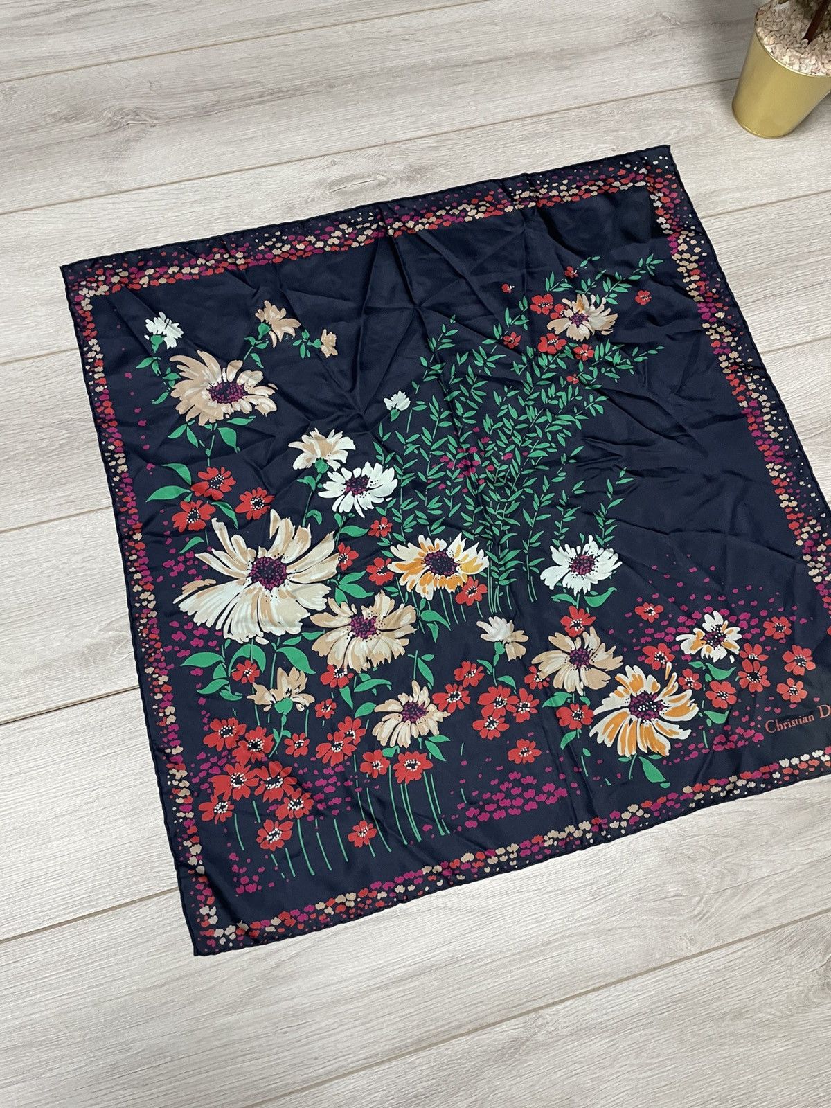 Christian Dior Monsieur Christian Dior flowers 💐 vintage silk floral France scarf Size ONE SIZE - 4 Thumbnail