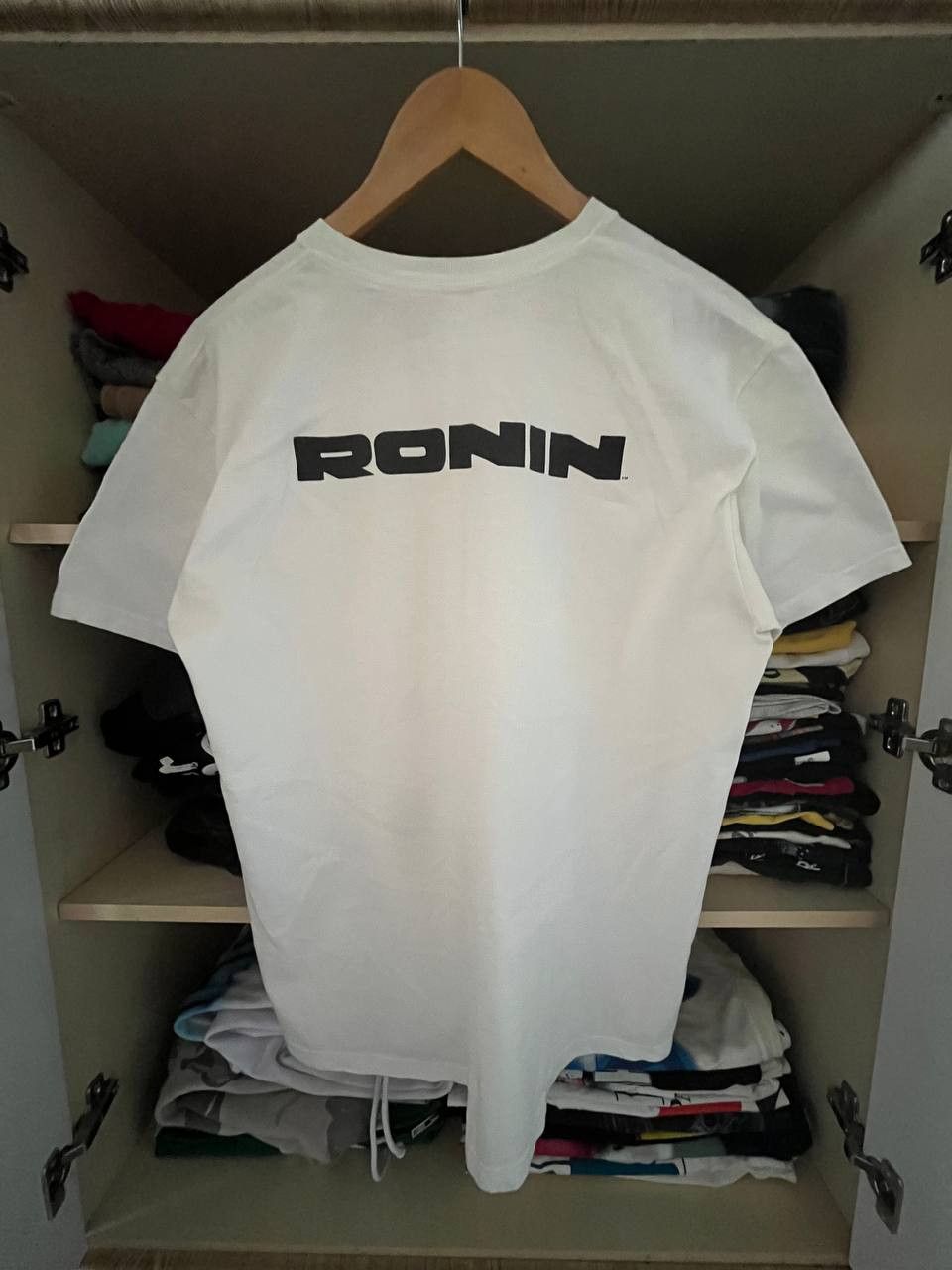 Supreme Rare Supreme Ronin Tee Size US M / EU 48-50 / 2 - 2 Thumbnail