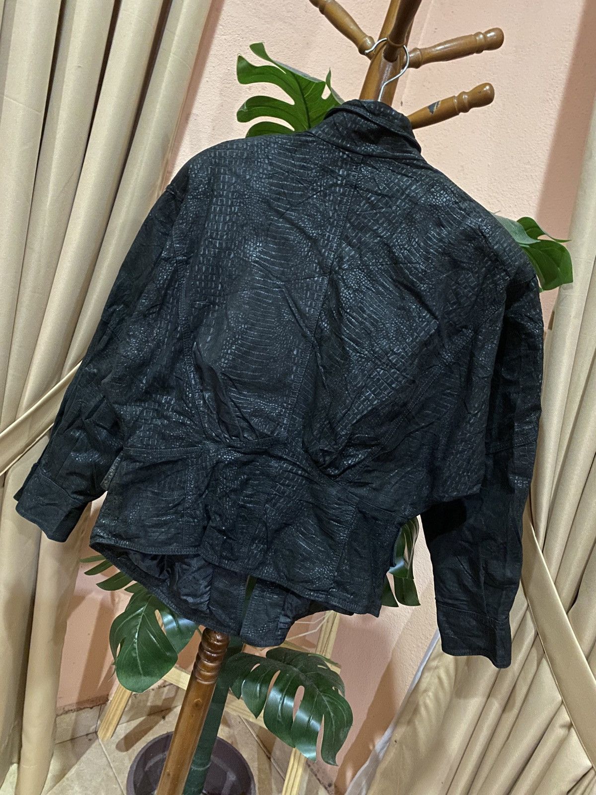 Other Vintage Winlit Genuine Leather Black Embossed Pattern Jacket Size US M / EU 48-50 / 2 - 13 Thumbnail