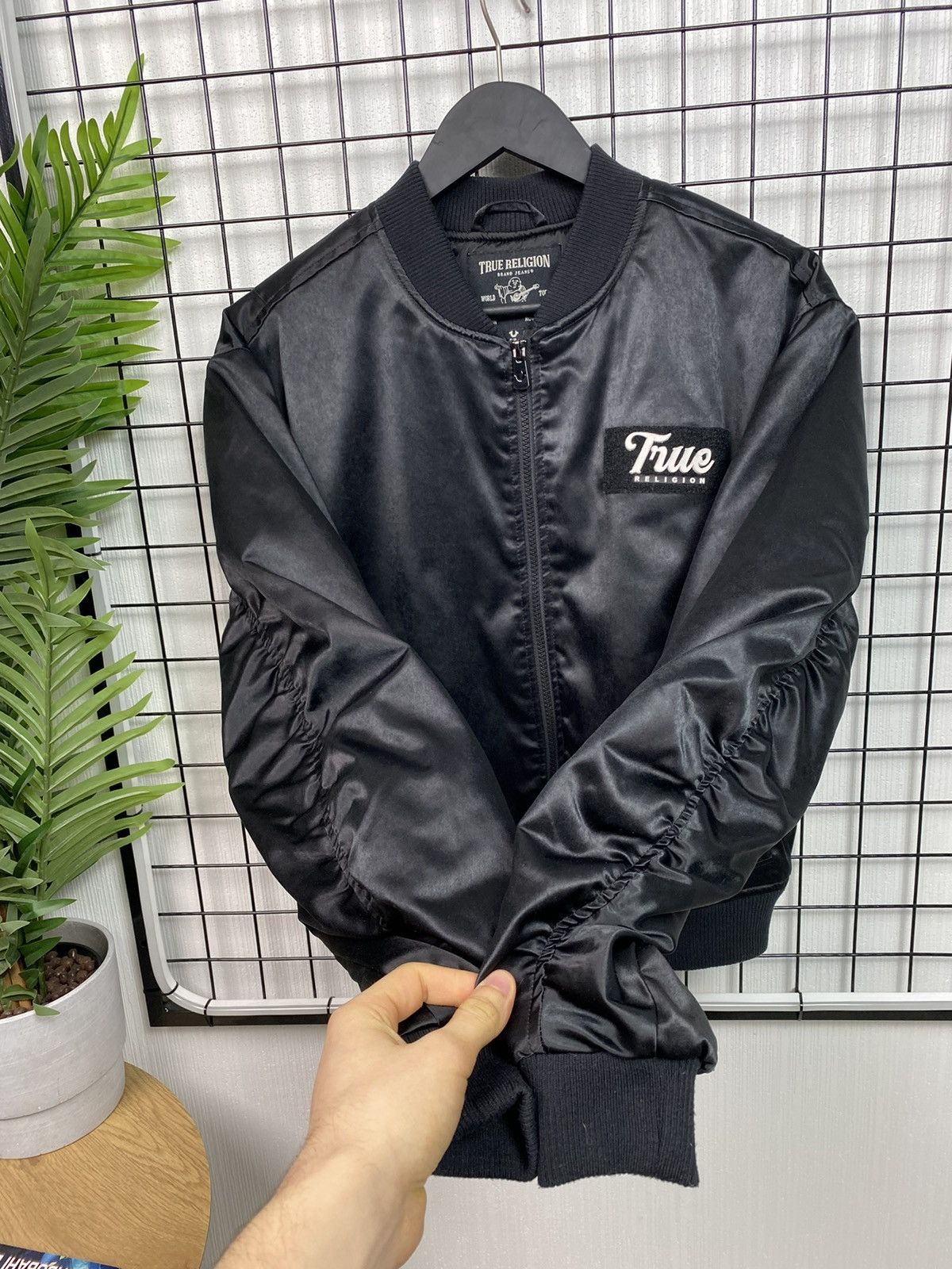 True Religion True Religion Script Bomber Jacket Women S oversized Black Size S / US 4 / IT 40 - 6 Thumbnail