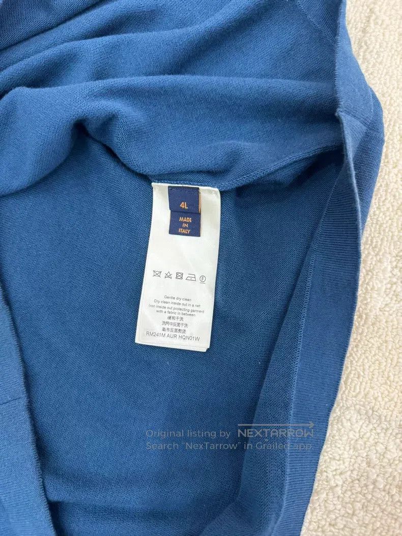 Louis Vuitton Louis Vuitton size 4l Blue knit logo short sleeve Size US M / EU 48-50 / 2 - 3 Thumbnail