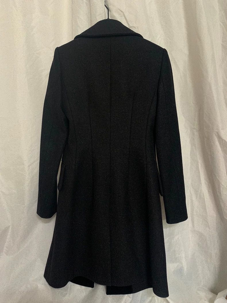 Vivienne Westwood Vivienne Westwood Love wears a black wool velvet overcoat Size XS / US 0-2 / IT 36-38 - 6 Thumbnail