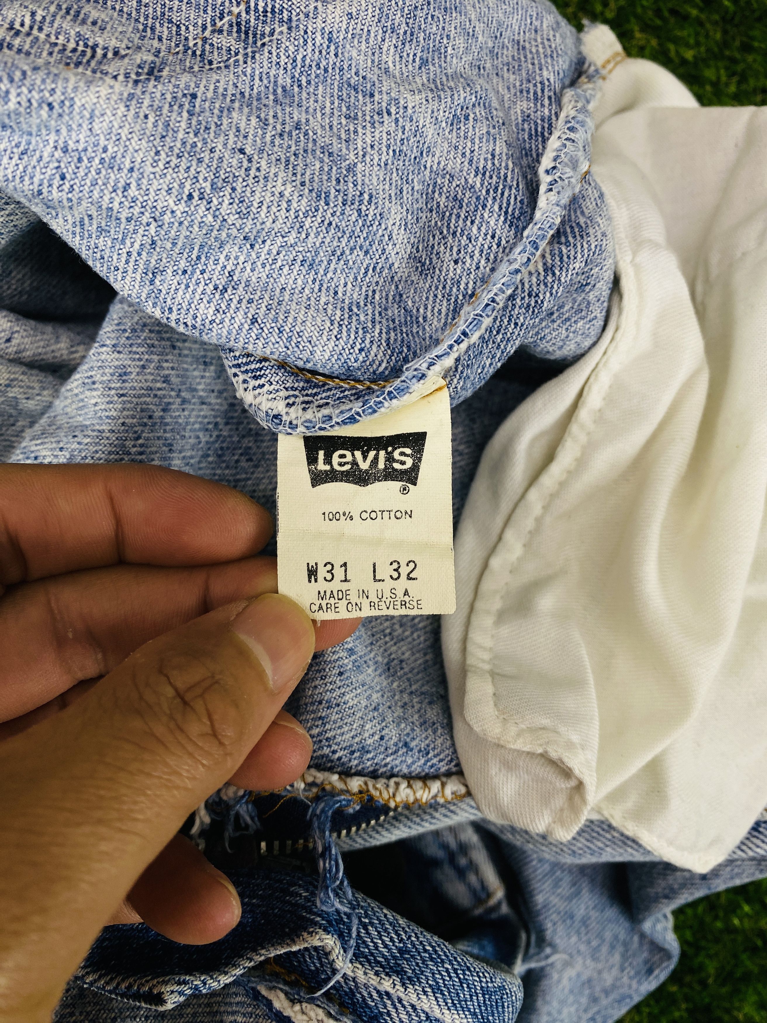 Levi's Levi's Jeans Vintage (P027) Size US 31 - 11 Thumbnail