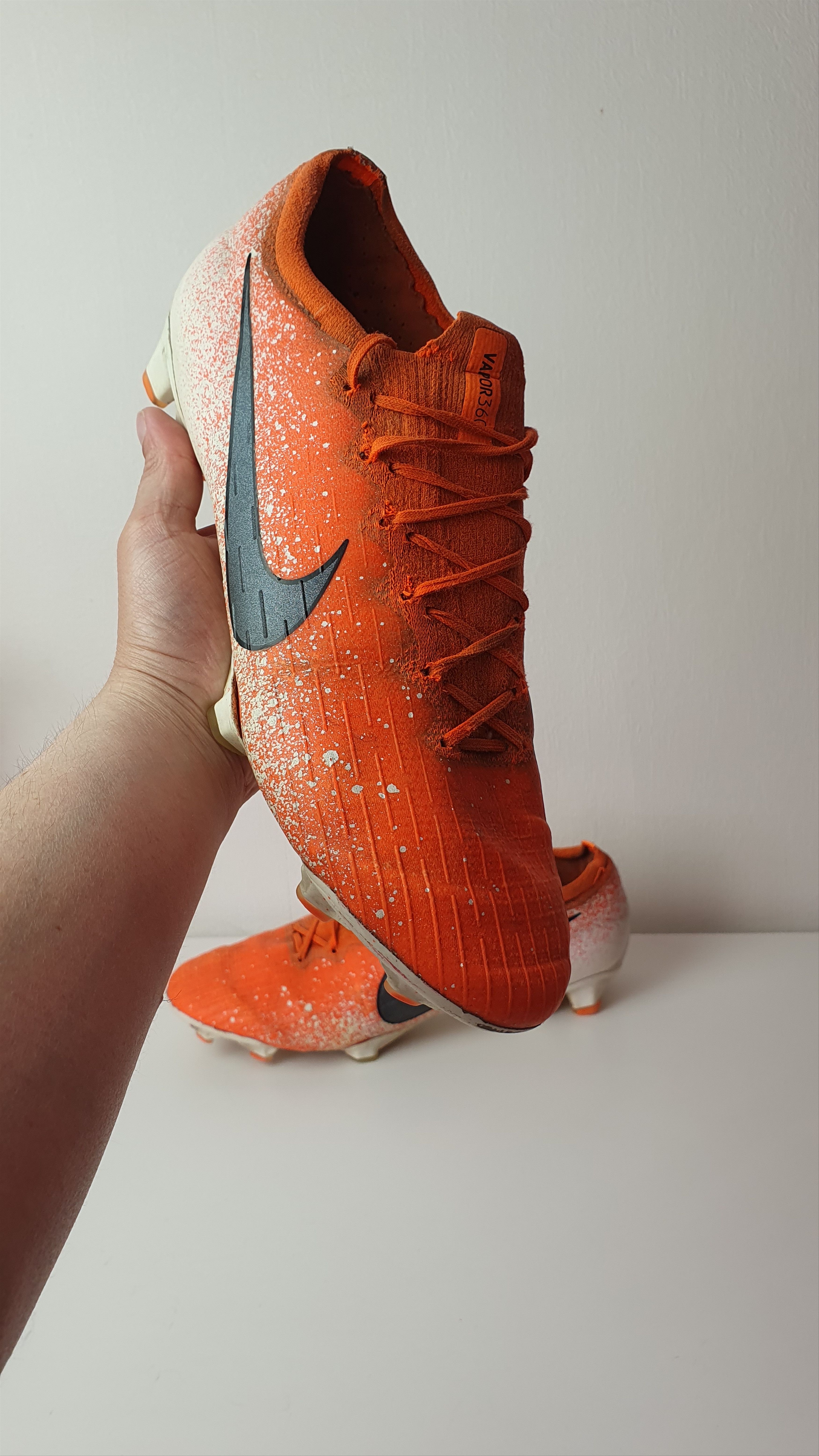 Nike Football Cleats Mens Nike Mercurial Vapor 12 Elite AG Size US 12.5 / EU 45-46 - 5 Thumbnail