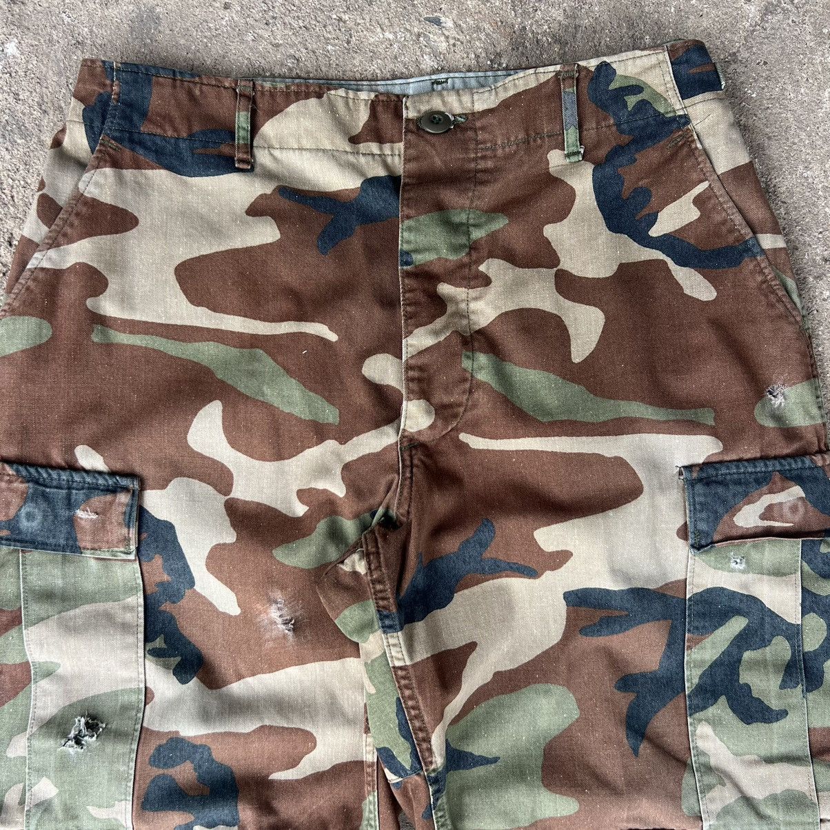 Vintage Vintage Camo Cargo Shorts Size US 32 / EU 48 - 4 Thumbnail