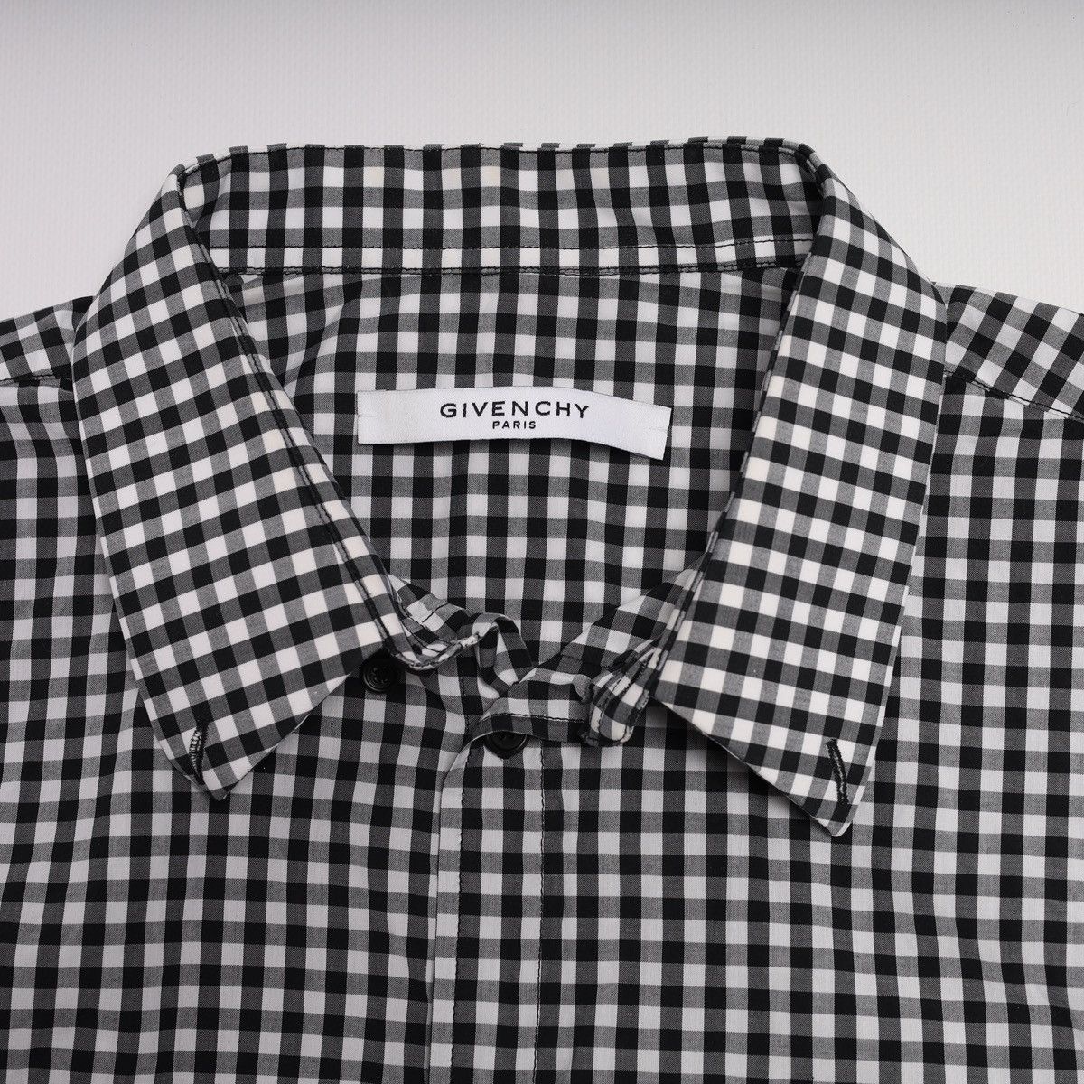 Givenchy Givenchy Plaid Check Oxford Shirt Collar Long Sleeve White Size US L / EU 52-54 / 3 - 9 Thumbnail