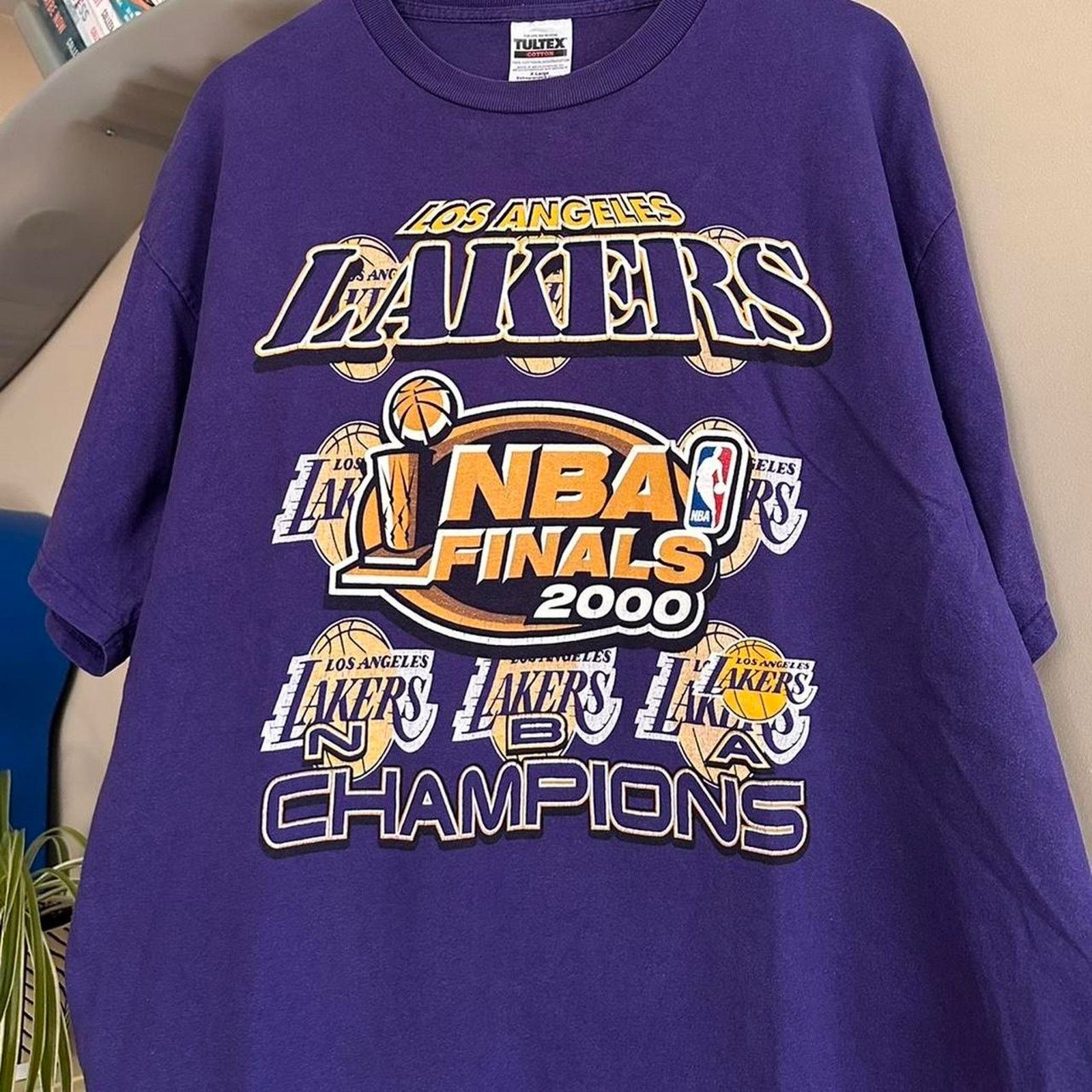 Tultex × Vintage Vintage LA Lakers NBA Champions Shirt Size US XL / EU 56 / 4 - 2 Thumbnail