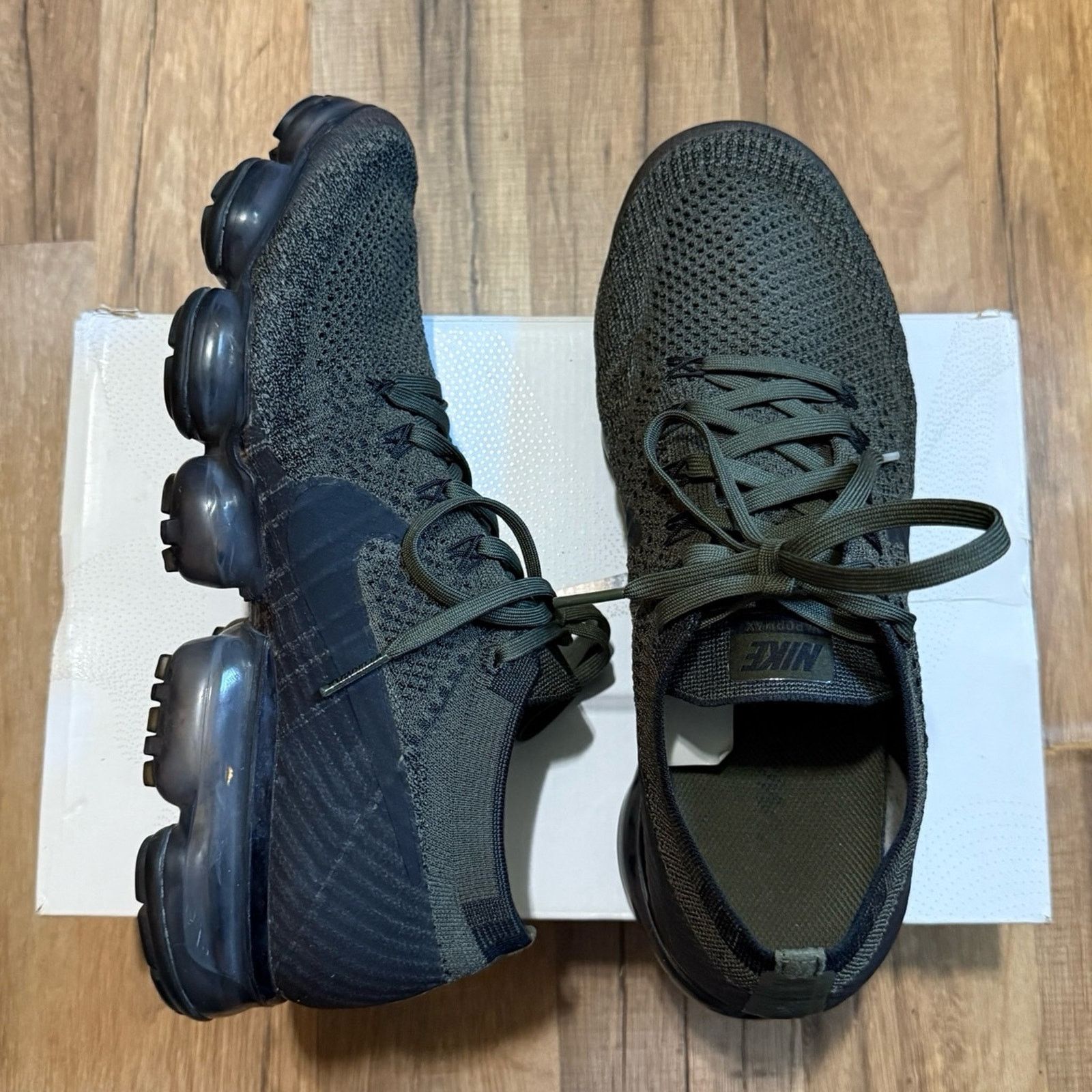 Nike 2017 Nike Air Vapormax Flyknit Cargo Khaki Size US 9.5 / EU 42-43 - 2 Thumbnail