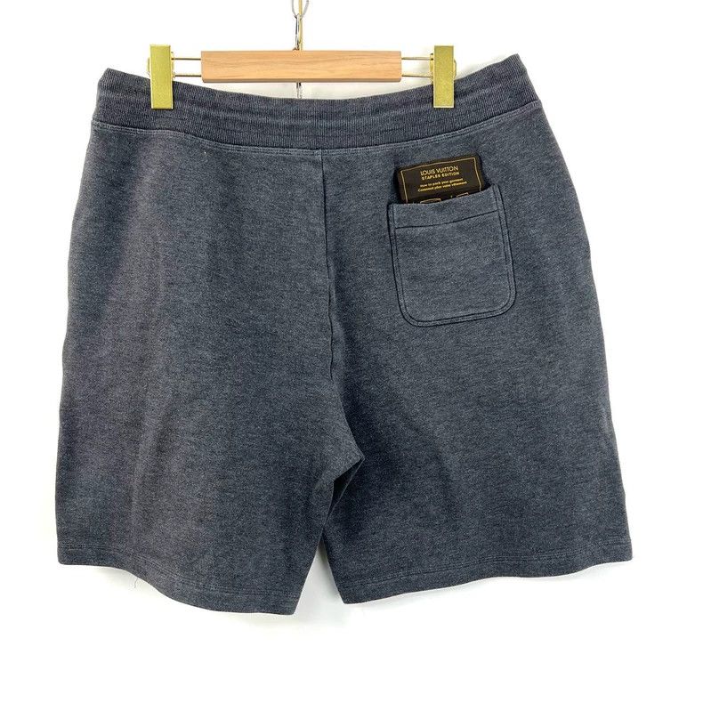 Louis Vuitton Louis Vuitton size xxl Gray Label Instruction shorts Size US 32 / EU 48 - 1 Thumbnail