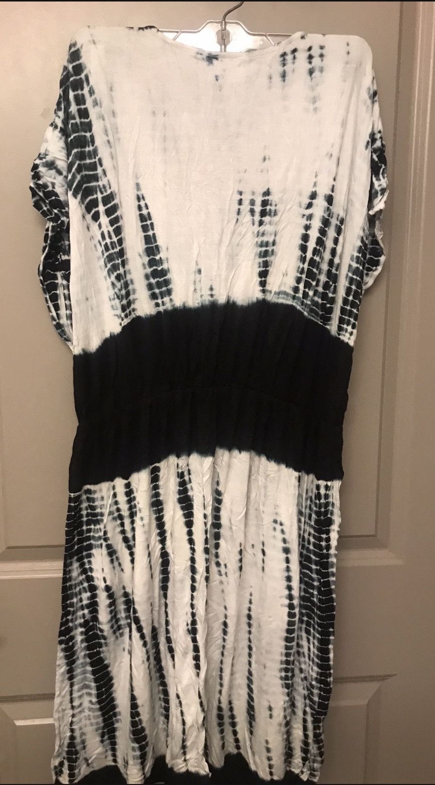 Torrid Assorted Women’s Summer Essentials -New (Size 18/20) Size XXL / US 16-18 / IT 52-54 - 7 Thumbnail