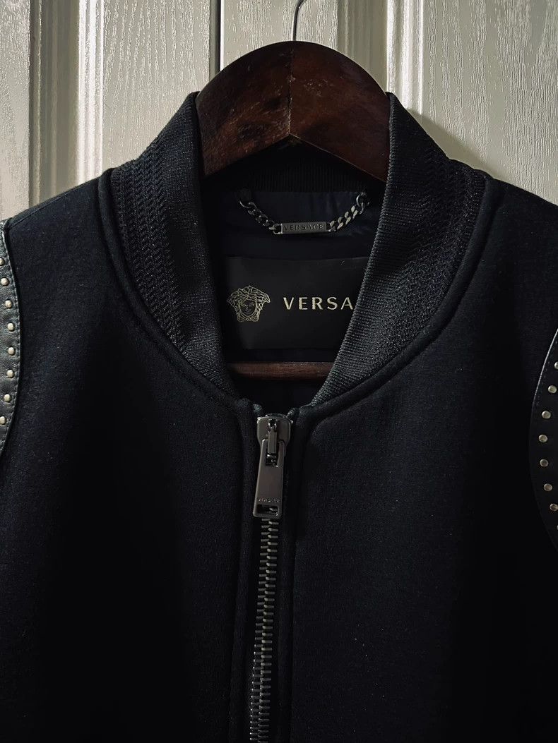 Versace Versace Medusa knitted embroidered leather jacket jacket j Size US S / EU 44-46 / 1 - 3 Thumbnail