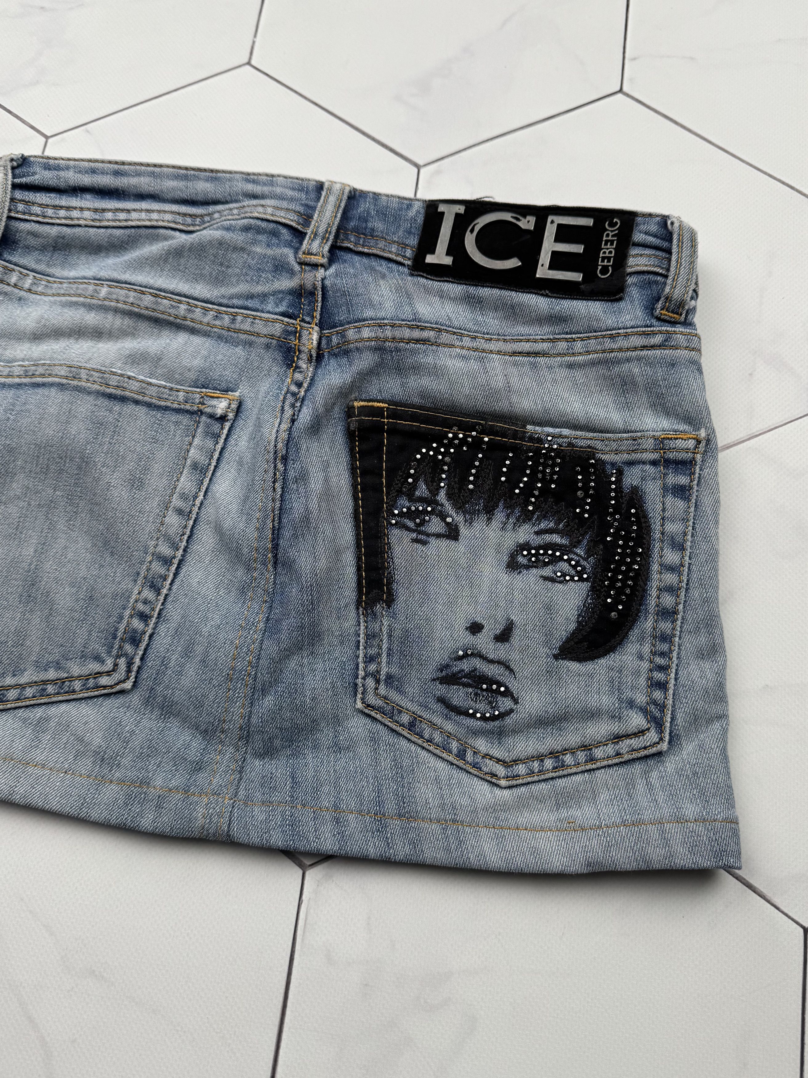 Iceberg Iceberg Vintage Mini Skirt (B399)E2 Size 25" / US 0 / IT 36 - 6 Thumbnail