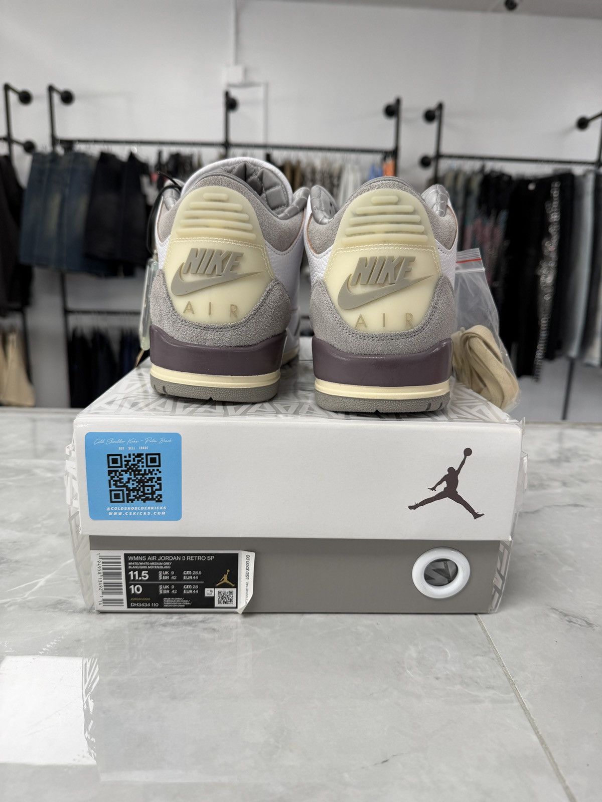 A Ma Maniere × Jordan Brand Jordan 3 Retro SP A Ma Maniére Size US 10 / EU 43 - 8 Thumbnail