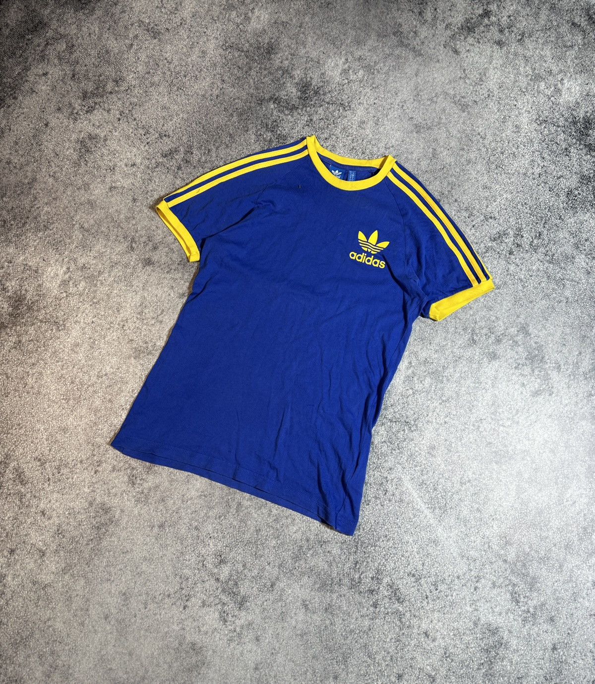 Adidas × Vintage Y2K Vintage Adidas T-shirt Streetwear Rare Casual Logo USA Size US S / EU 44-46 / 1 - 1 Thumbnail