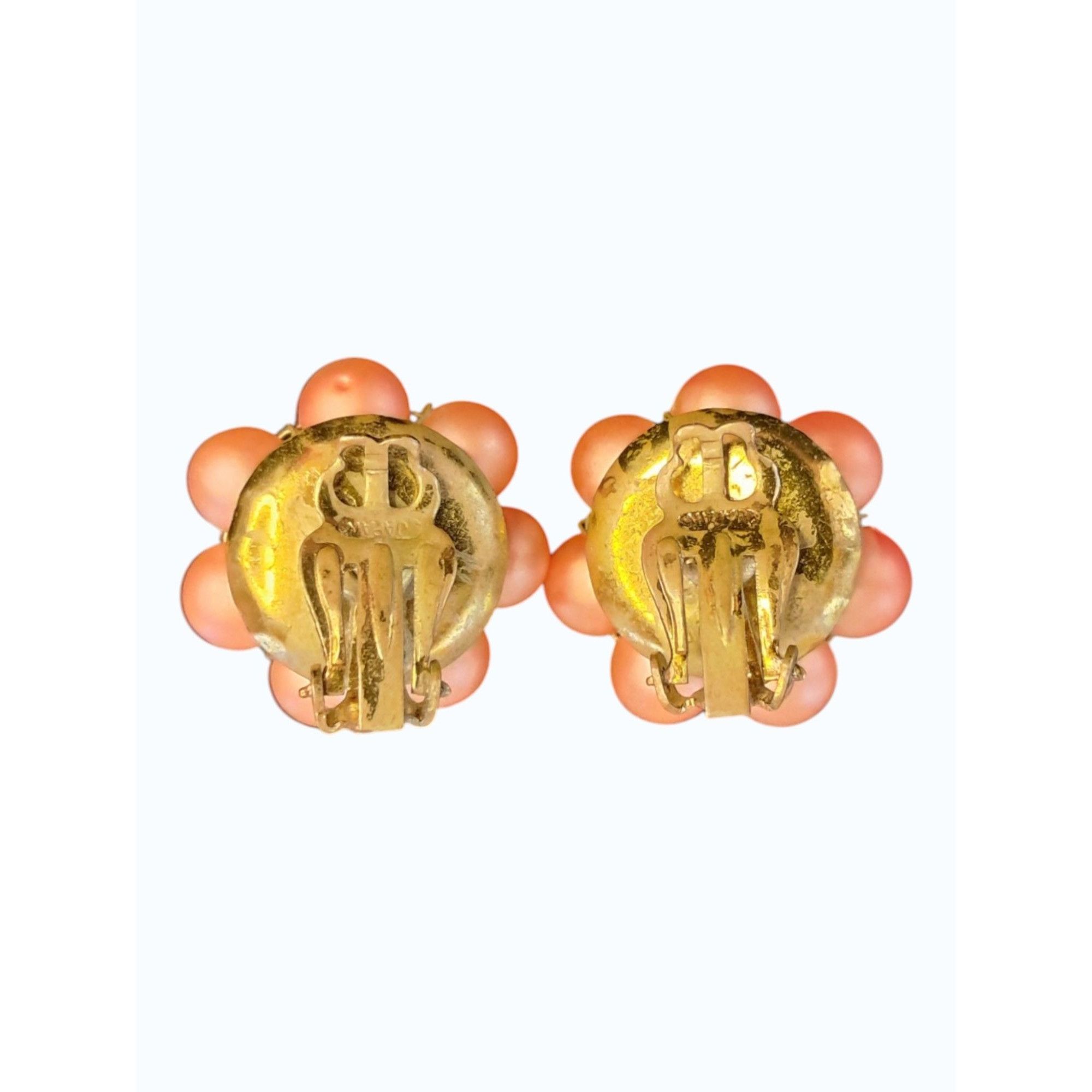Other Archival 1950s "Japan" Salmon Pearl Cluster Clip-Ons Size ONE SIZE - 11 Thumbnail